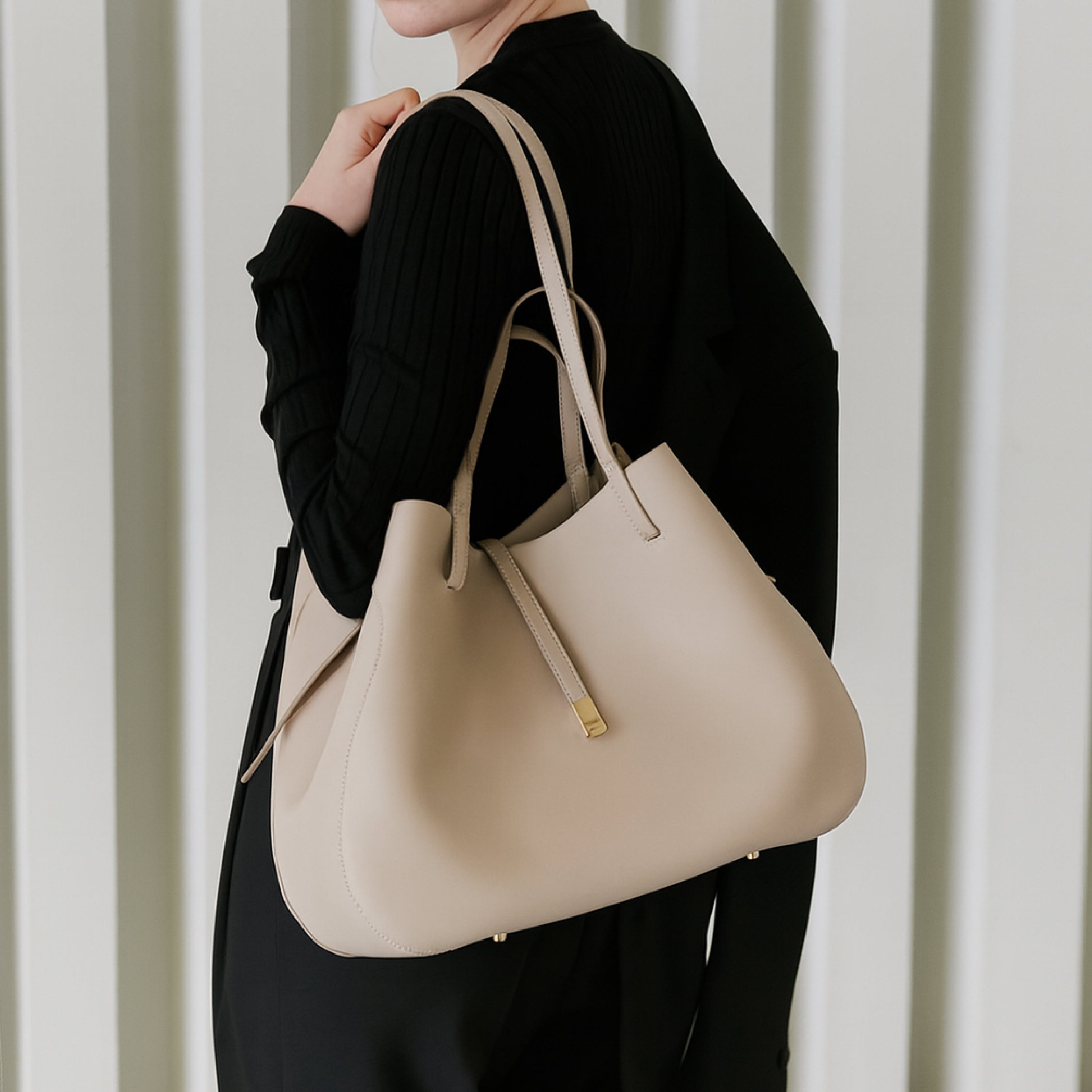 Slouchy Tote - White